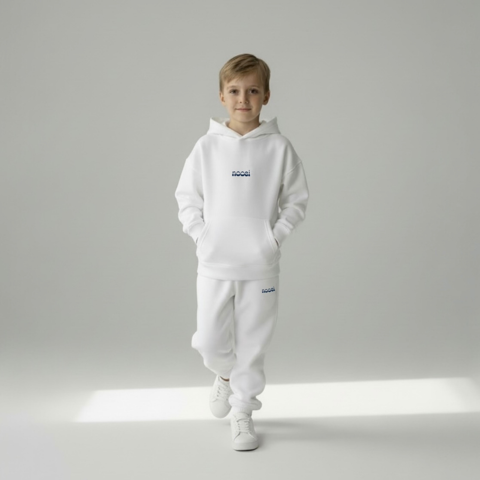 43 Teplákové nohavice - noosi PANTS Prírodná biela / modrá – Obrázok 1